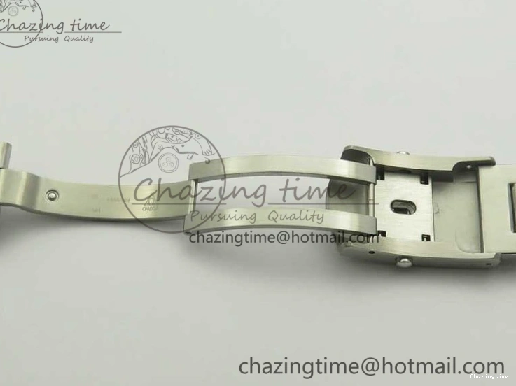 1227 Lightweight Speedmaster SS Snoopy OMF Best Edition White Dial on SS Bracelet Manual Winding Chrono Movement 7992